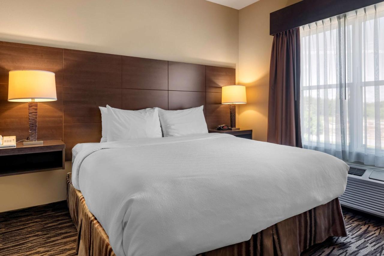 Best Western Plus Bridgewater Hotel & Convention Centre Zewnętrze zdjęcie