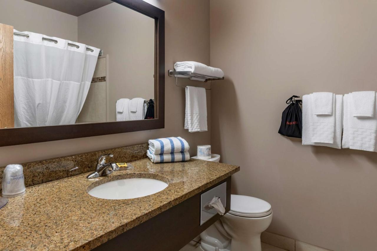 Best Western Plus Bridgewater Hotel & Convention Centre Zewnętrze zdjęcie